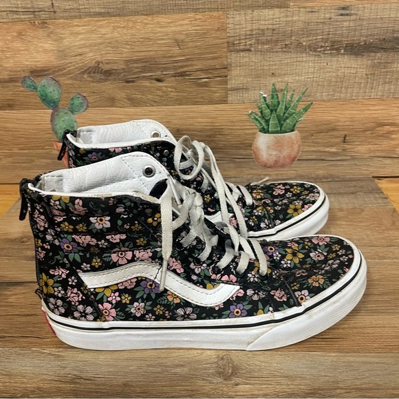 Girls skate high Vans floral print zip up the back size 3 - Picture 1 of 9